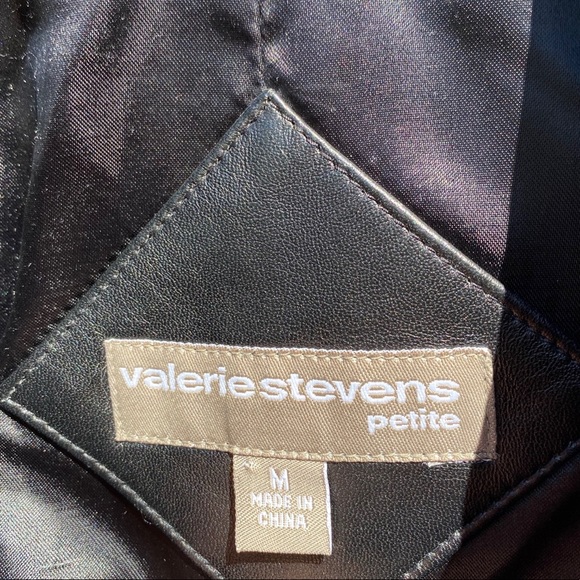 Valerie Stevens Petite Black Leather Jacket - Picture 6 of 8